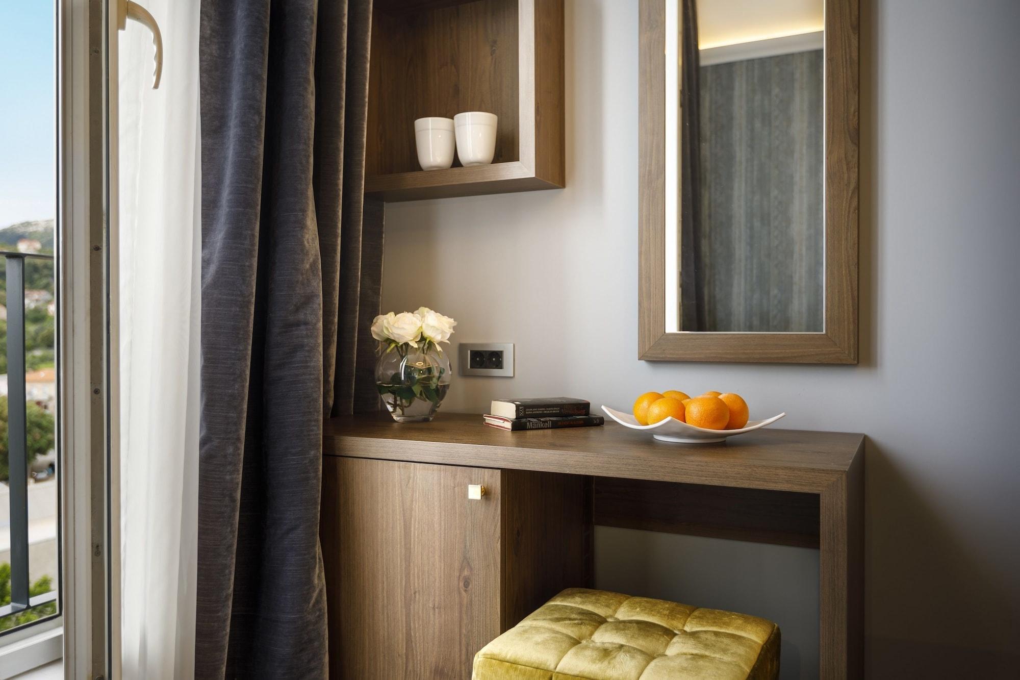 Imperial Heritage Hotel, Valamar Collection (Adults Only) Rab Town Exteriér fotografie